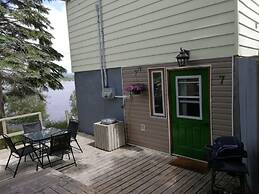 Knotty Pine Cottages