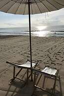 Baan Thew Talay Blue Sapphire 353