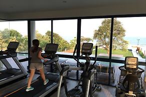 Baan Thew Talay Blue Sapphire