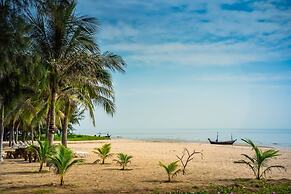 The Beach Palace 2BR Luxury Beachfront