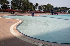 Cha-Am Grand Condotel