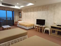 Cha-Am Grand Condotel