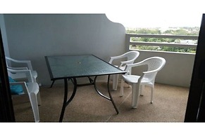 Cha-Am Grand Condotel