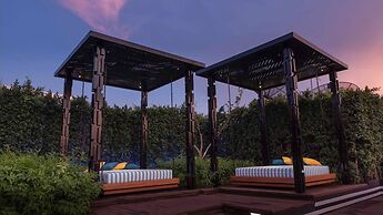 Holiday Inn Express Bangkok Soi Soonvijai by IHG