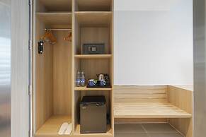 Holiday Inn Express Bangkok Soi Soonvijai by IHG