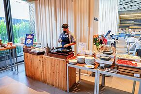 Holiday Inn Express Bangkok Soi Soonvijai by IHG