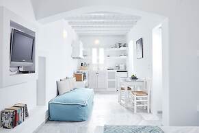 Mykonos Town Suites