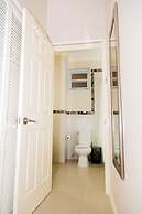 New Kingston Central Guest Apartment