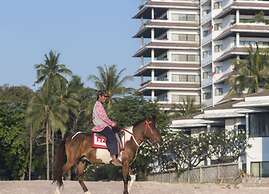 Rain Cha-Am Hua Hin by D-light