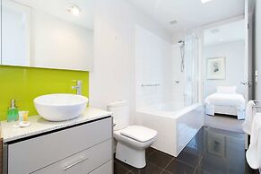 Penthouse St Kilda Style