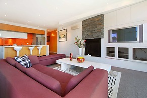 Penthouse St Kilda Style