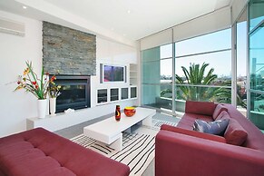 Penthouse St Kilda Style