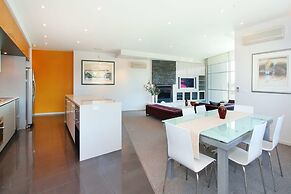 Penthouse St Kilda Style