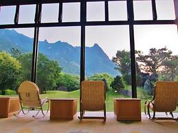 Yakushima Iwasaki Hotel