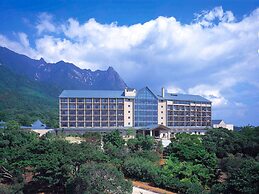 Yakushima Iwasaki Hotel