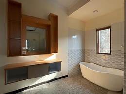 Semabu Hills Hotel Nusa Penida - Bali