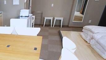 Beagle Tokyo Hostel and Apartments