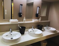 Beagle Tokyo Hostel and Apartments