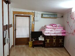 Jeonju Hanok Village Gguldanji