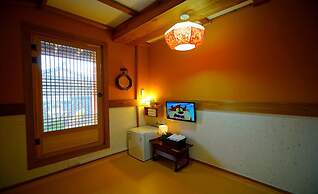 Jeonju Hanok Village Gguldanji