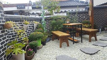 Jeonju Hanok Village Gguldanji