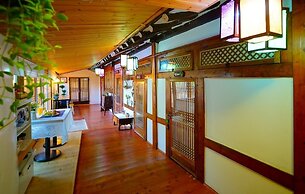 Jeonju Hanok Village Gguldanji