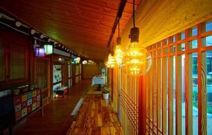 Jeonju Hanok Village Gguldanji