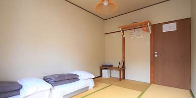 Guesthouse Hakuka - Hostel