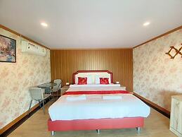 Golden Dragon Resort