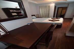 Penn Sunset Villa with Pool 10A