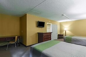 LoneStar Inn & Suites