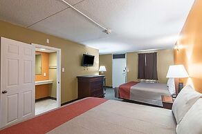 LoneStar Inn & Suites