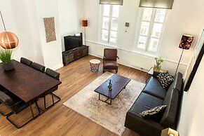 Stayci Serviced Apartments Royal Palace