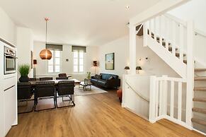 Stayci Serviced Apartments Royal Palace