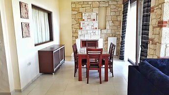 Bungalow White Apartments and Suites