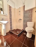 Bungalow White Apartments and Suites