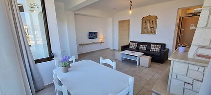 Bungalow White Apartments and Suites