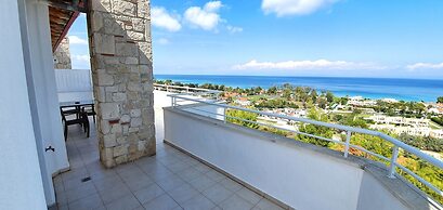 Bungalow White Apartments and Suites