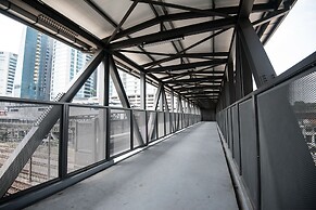 KL Sentral Bangsar Suites (EST) by Luxury Suites Asia