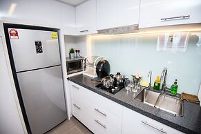 KL Sentral Bangsar Suites (EST) by Luxury Suites Asia