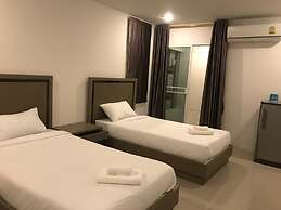 S.E.T Thanmongkol Residence