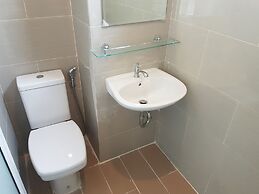 S.E.T Thanmongkol Residence