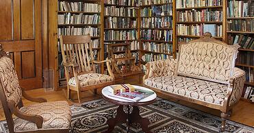 The Dominion House Bed & Breakfast