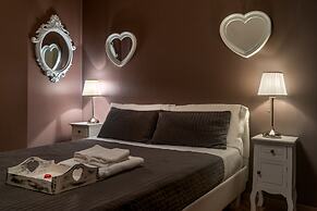 051 Room & Breakfast