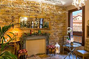 051 Room & Breakfast