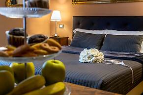 051 Room & Breakfast