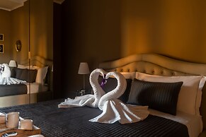 051 Room & Breakfast