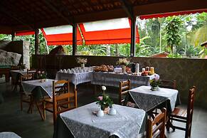 Pousada Canto do Curió