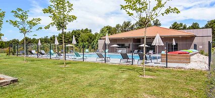 Appart'hôtel Kyriad Résidence Cabriès - Plan de Campagne