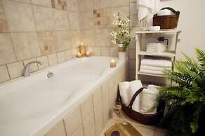 Lake Lucerne Resort & Ranch